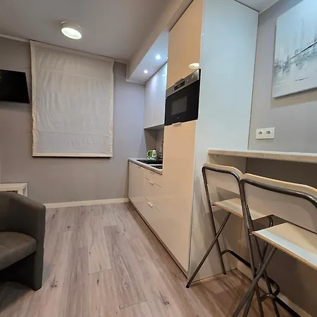 Happy Estate - Ul Krawiecka 1 - Blisko Rynek