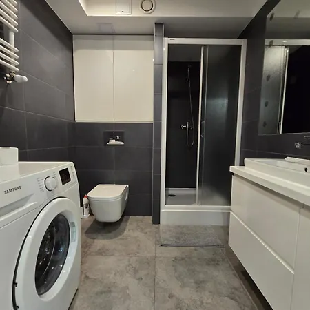 Happy Estate - Ul Krawiecka 1 - Blisko Rynek Wroclaw